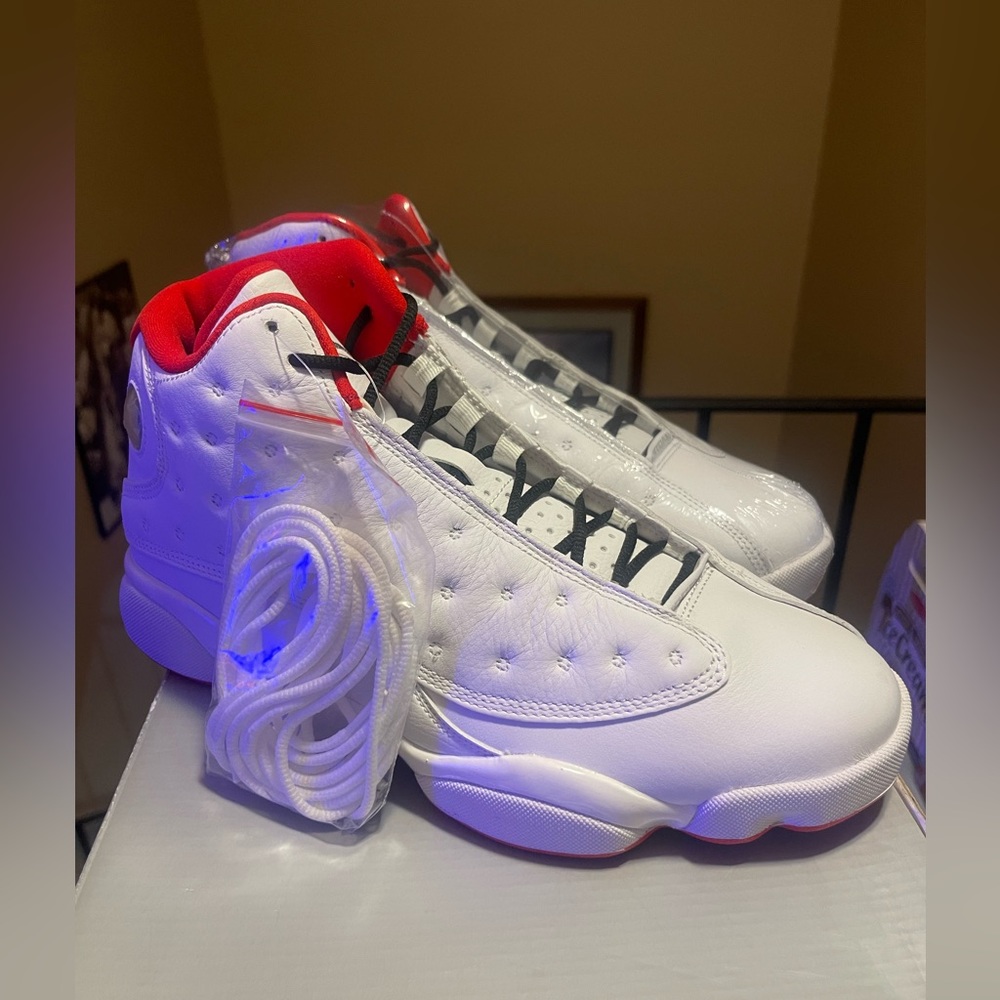 Men’s Jordan - Picture 5 of 6